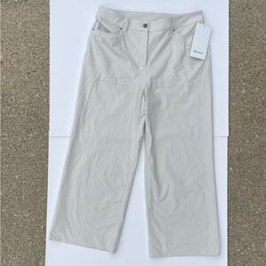 Lululemon City Sleek Wide Leg Cropped Pant